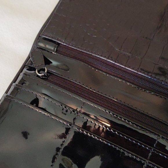 NWT Brighton Infinity Flower Clutch - Picture 7 of 9